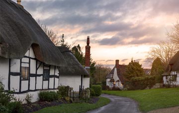 is Motspur Park thatch roofing popular